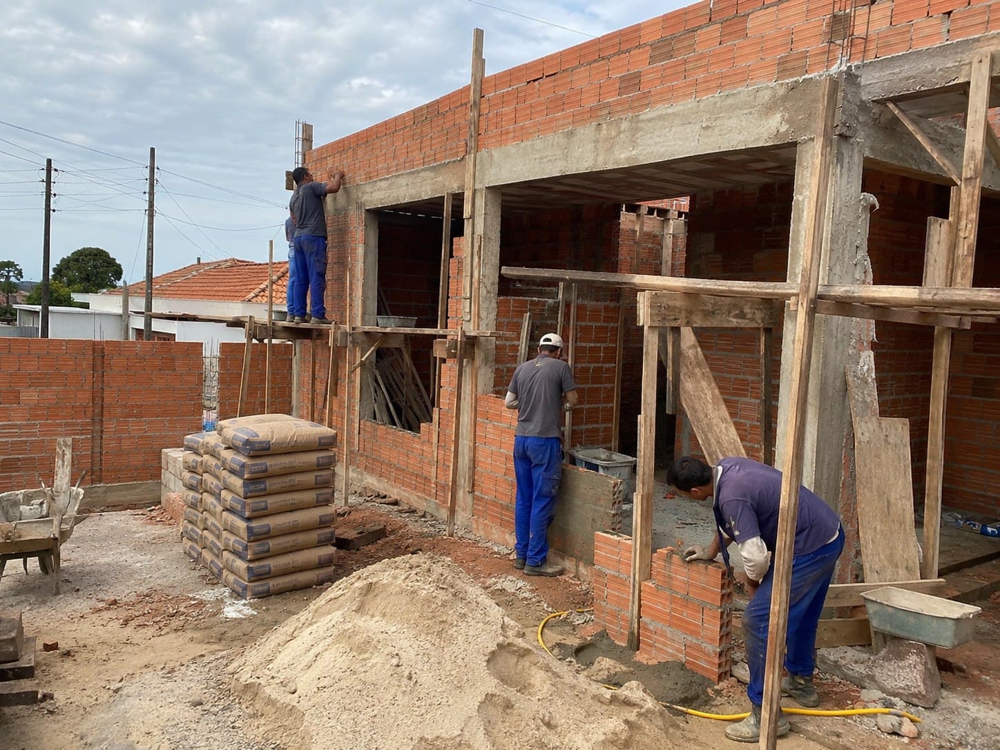 Obra da Cairuru Construtora em Jacarepaguá — Rio de Janeiro